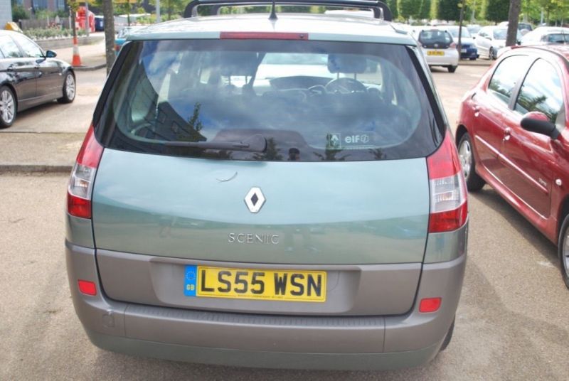 2006 Renault Grand Scenic image 5