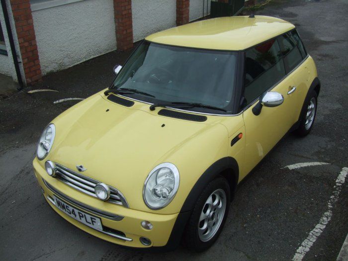 2005 Mini Hatchback 1.6 One 3dr image 1