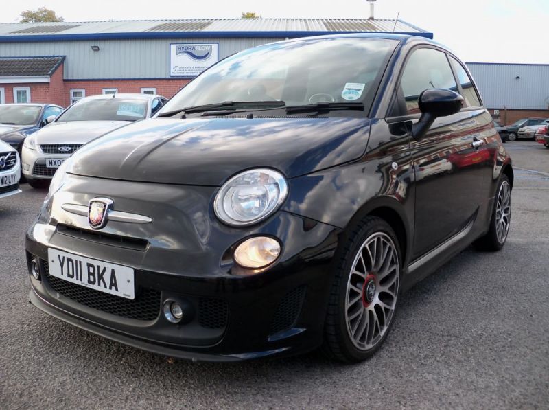 2011 Abarth 500 1.4 T-Jet Abarth 3dr image 2