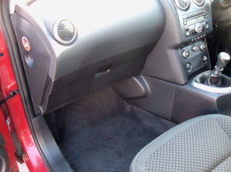 2009 Nissan Qashqai Acenta 1.5 DCi 5dr image 5