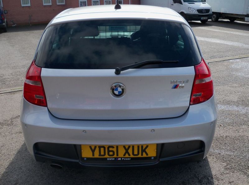 2011 BMW 1 Series 2.0 118d M Sport 5dr image 4