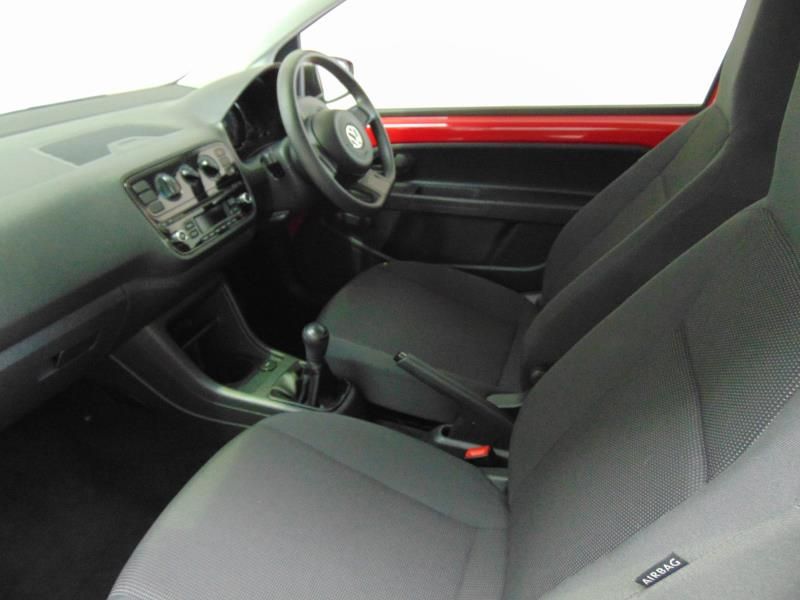 2013 Volkswagen Up Take Up image 6