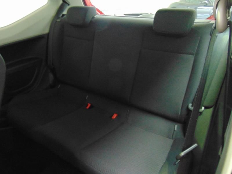 2013 Volkswagen Up Take Up image 7