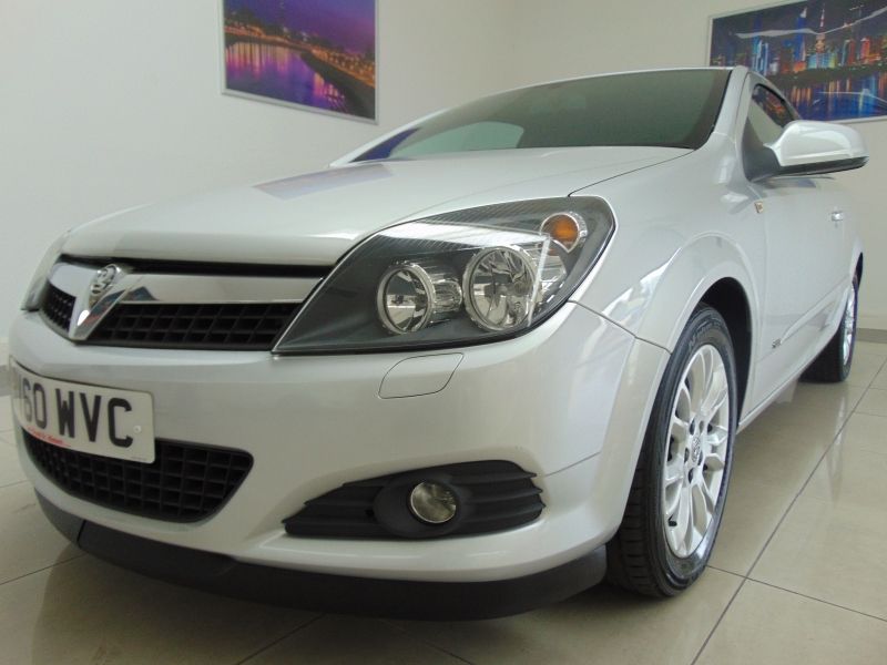 2010 Vauxhall Astra Sri image 1