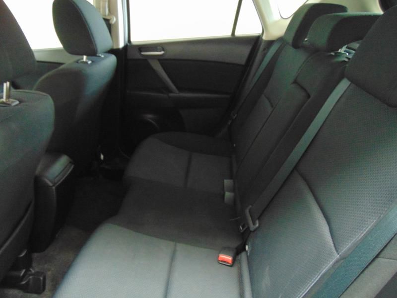 2010 Mazda Mazda 3 D Ts image 7