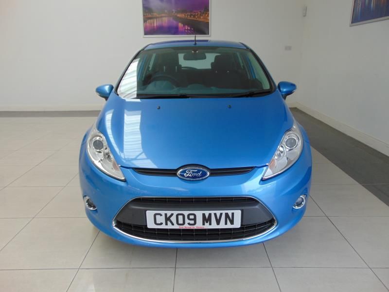 2009 Ford Fiesta Zetec image 2