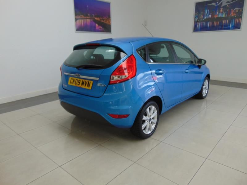 2009 Ford Fiesta Zetec image 3