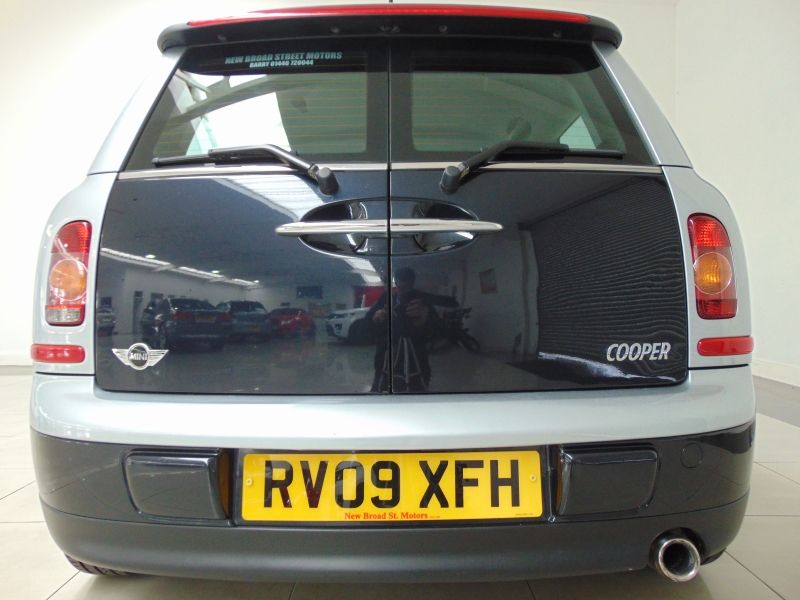 2009 Mini Cooper Clubman image 4