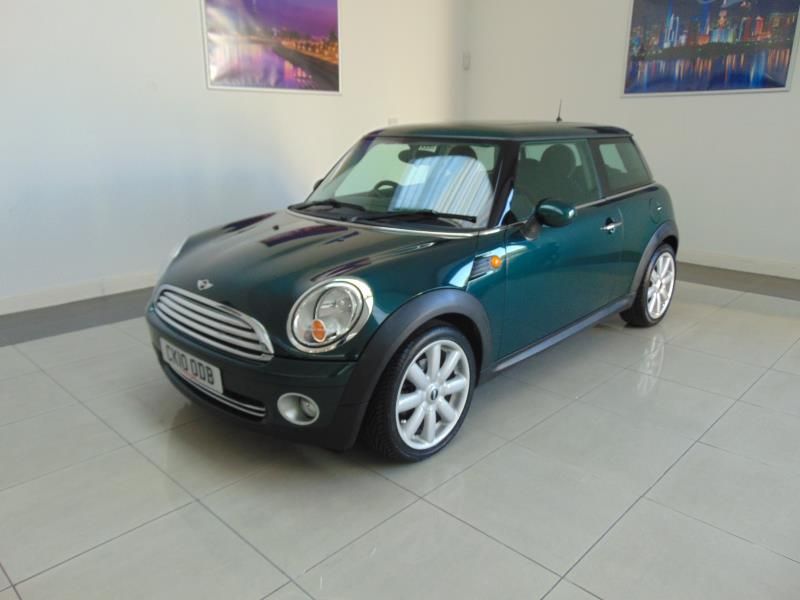 2010 Mini Hatch Cooper image 1
