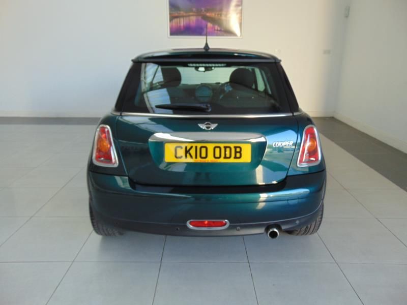 2010 Mini Hatch Cooper image 4