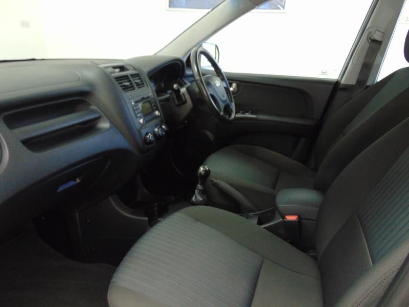2010 Kia Sportage Xe image 5
