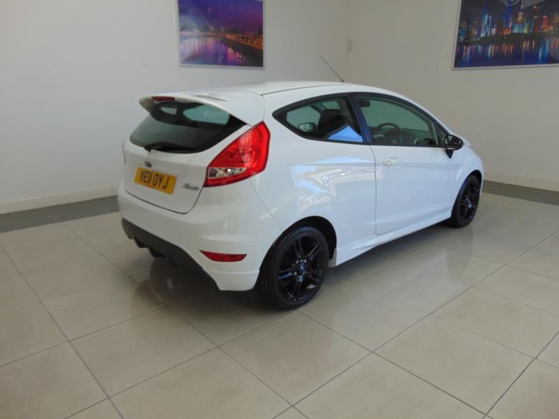 2011 Ford Fiesta Zetec S Tdci image 3