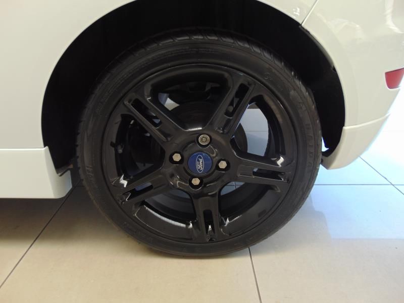 2011 Ford Fiesta Zetec S Tdci image 5