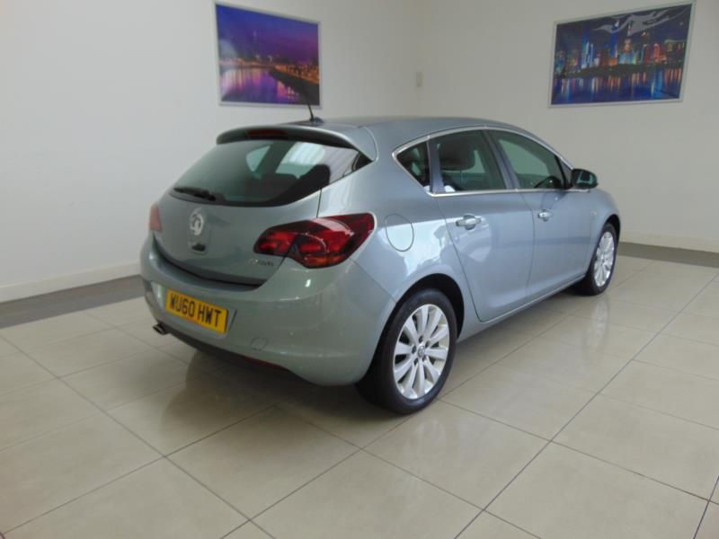 2010 Vauxhall Astra Elite Cdti image 3