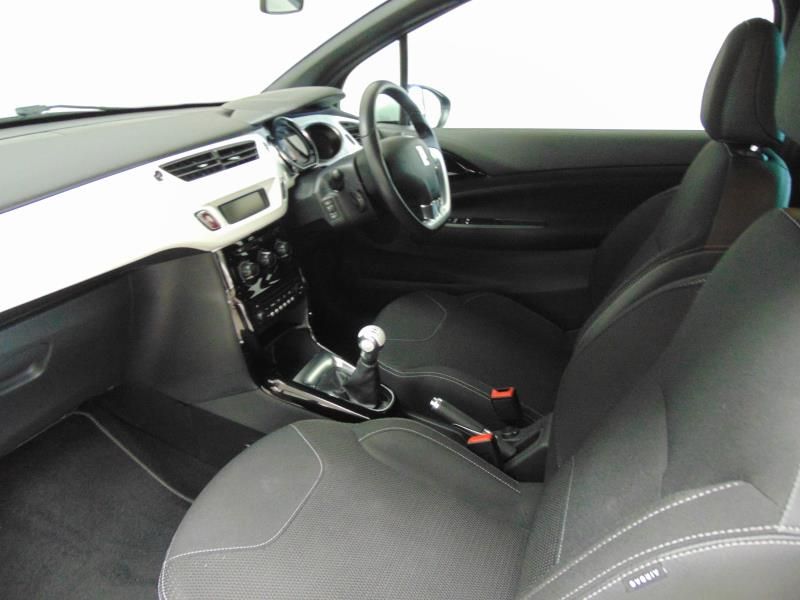 2012 Citroen Ds3 E-Hdi Dstyle image 5