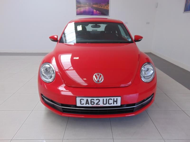 2012 Volkswagen Beetle Design Tsi image 2