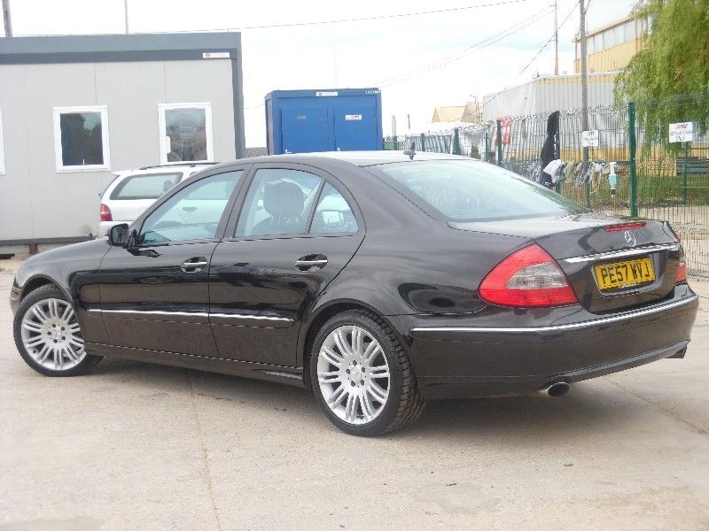 2007 Mercedes-Benz E Class 3.0 E320 CDI image 2