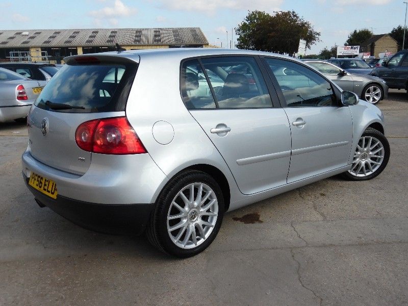2007 Volkswagen Golf 2.0 TDI DPF GT 5dr image 3