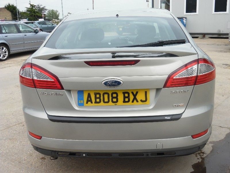 2008 Ford Mondeo 2.0 TDCi Zetec 5dr image 3