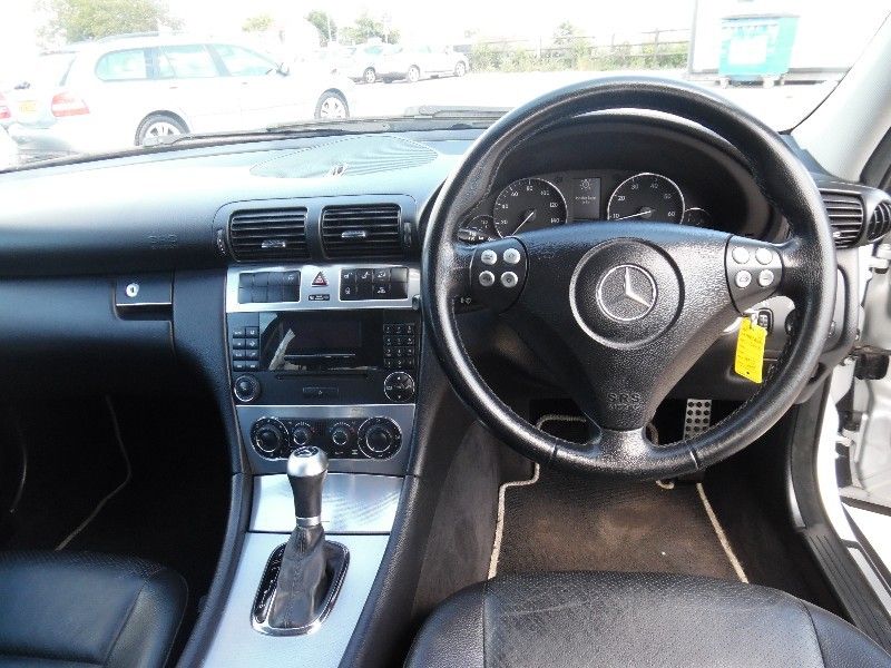 2005 Mercedes-Benz C Class 1.8 C200 Kompressor image 4