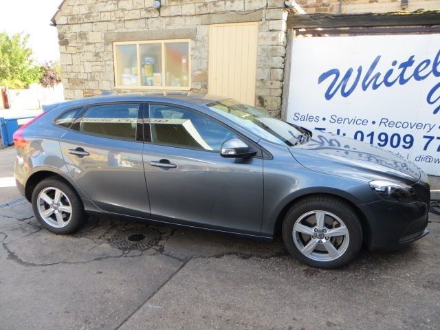 2012 Volvo V40 D3 ES image 3