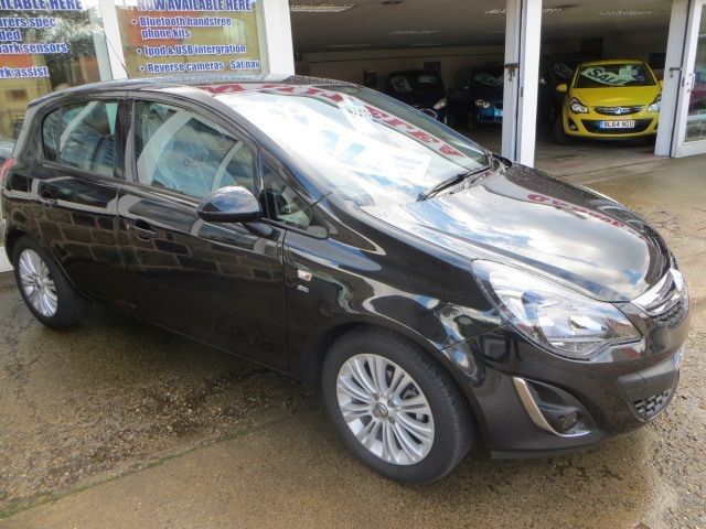 2015 Vauxhall Corsa SE image 2