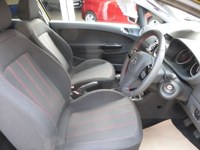 2015 Vauxhall Corsa SXI AC image 4