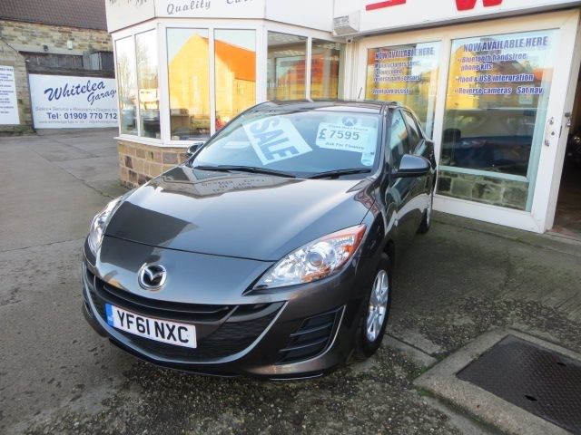 2011 Mazda 3 TS image 2