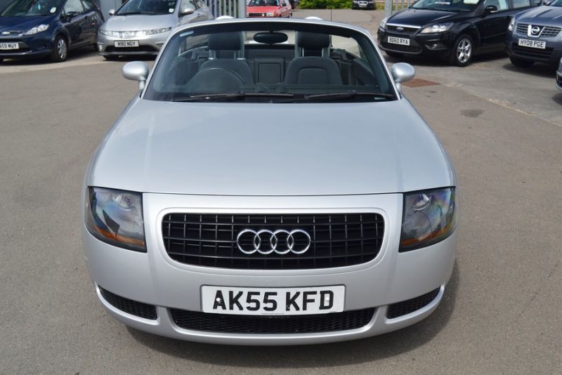 2005 Audi TT 1.8 T Roadster Convertible image 4