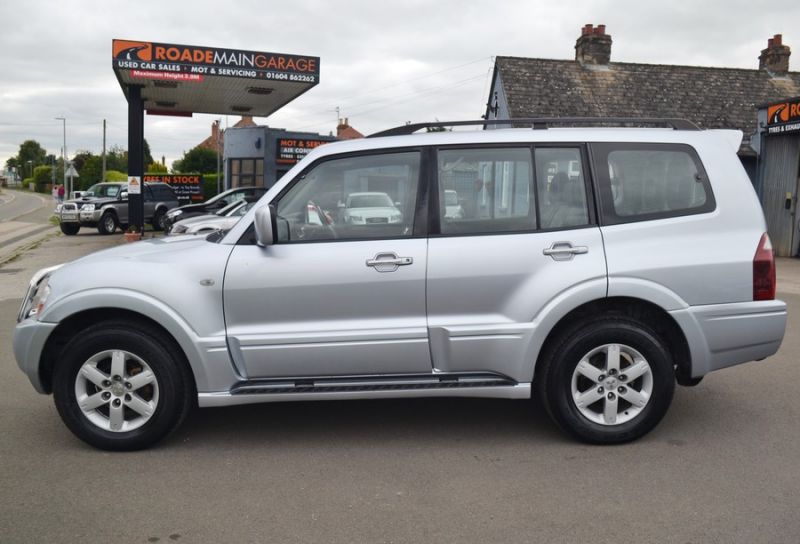 2005 Mitsubishi Shogun 3.2 image 3