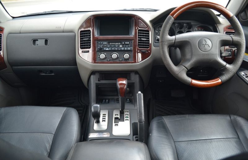 2005 Mitsubishi Shogun 3.2 image 7