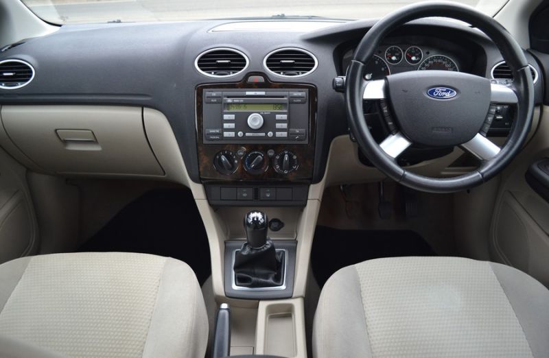 2005 Ford Focus 1.6 image 7