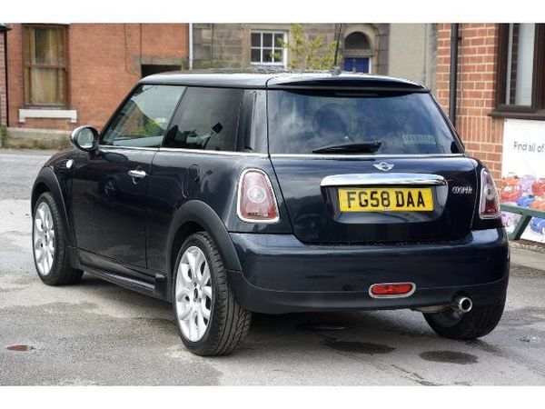 2008 MINI Hatchback 1.6 Cooper Chili Pack image 4