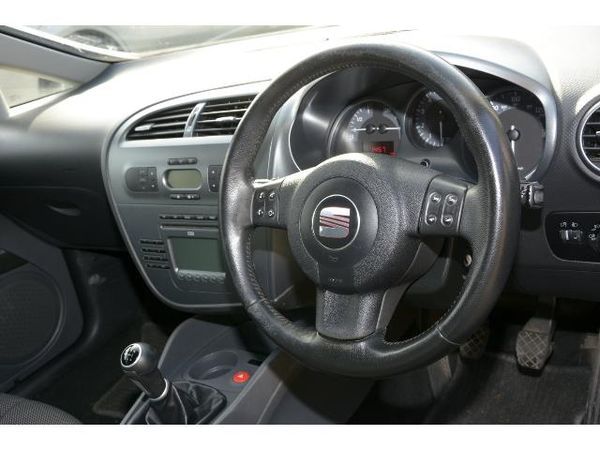 2009 SEAT Leon 1.4 TSI Stylance image 5