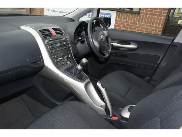 2008 Toyota Auris 1.6 VVTi SR image 4