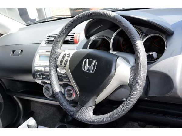 2005 Honda Jazz 1.4i-DSI SE image 5