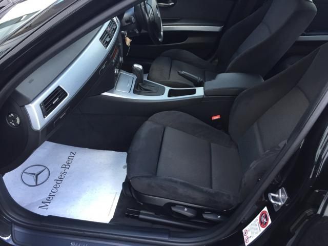 2010 BMW 3 SERIES 2.0 318d M Sport 4dr image 5