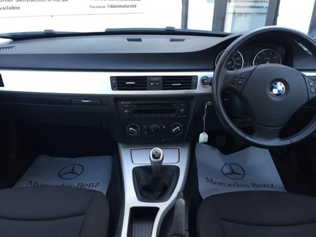 2009 BMW 3 SERIES 2.0 318i ES image 2