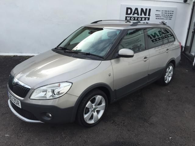 2012 SKODA FABIA 1.6 TDI Scout image 2