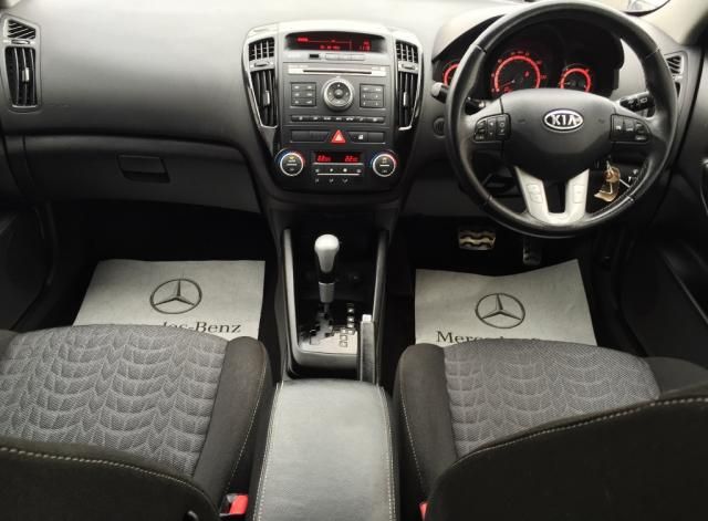 2010 KIA CEED 1.6 CRDi 3 image 4