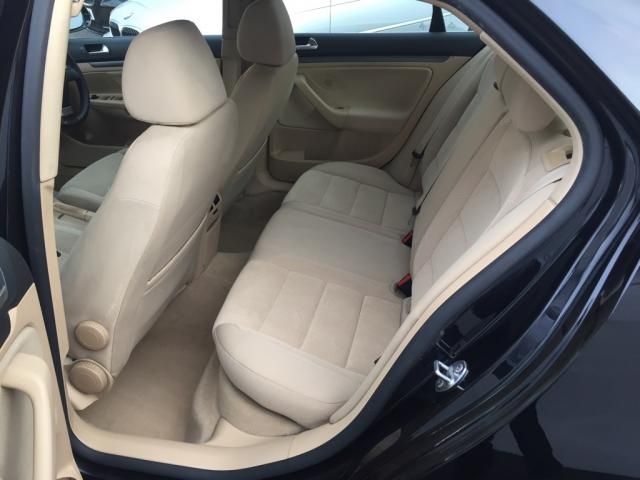 2009 VOLKSWAGEN JETTA 1.9 TDI SE image 6