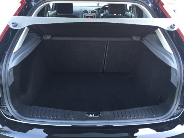 2009 FORD FOCUS 1.6 TDCi DPF Titanium image 4