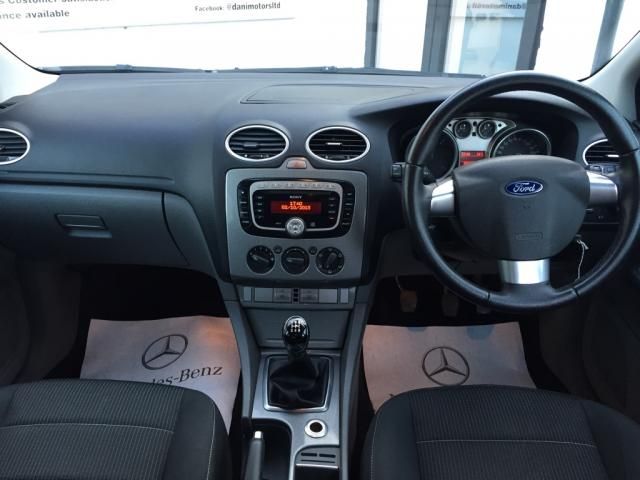 2009 FORD FOCUS 1.6 TDCi DPF Titanium image 5
