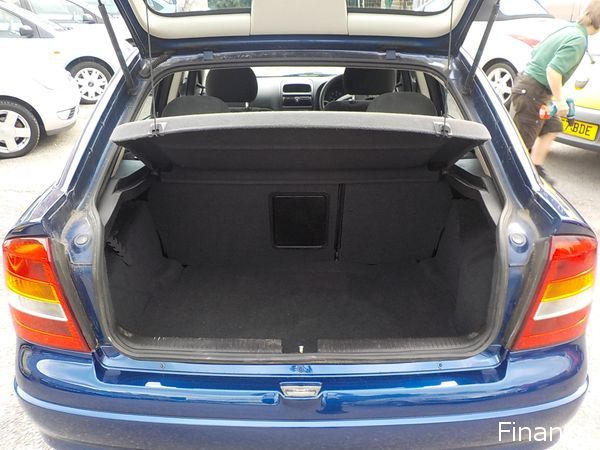 2003 Vauxhall Astra 1.7 CDTi 16V image 4