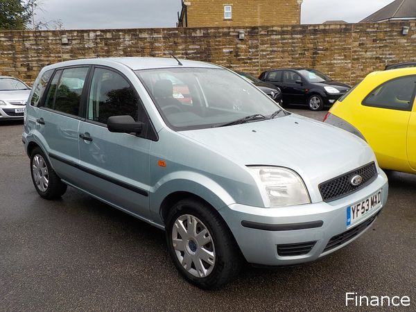 2003 Ford Fusion 1.4 image 2