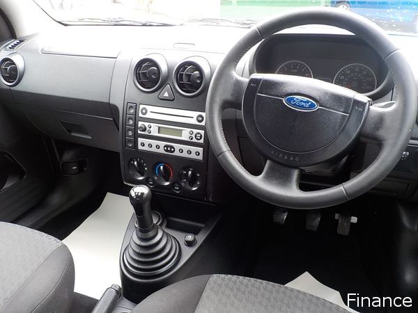 2003 Ford Fusion 1.4 image 5