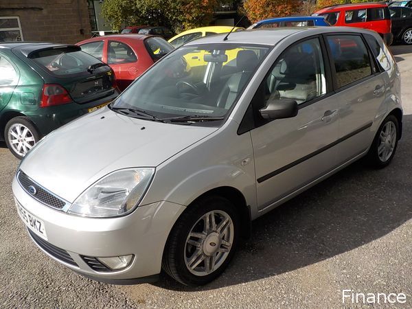 2005 Ford Fiesta 1.6 Ghia image 2