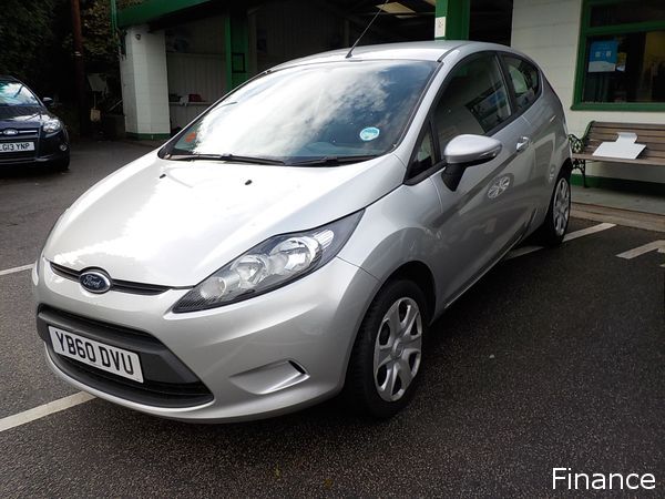 2011 Ford Fiesta 1.25 image 2