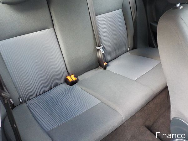 2011 Ford Fiesta 1.25 image 5