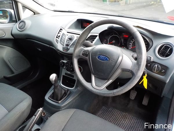 2011 Ford Fiesta 1.25 image 6